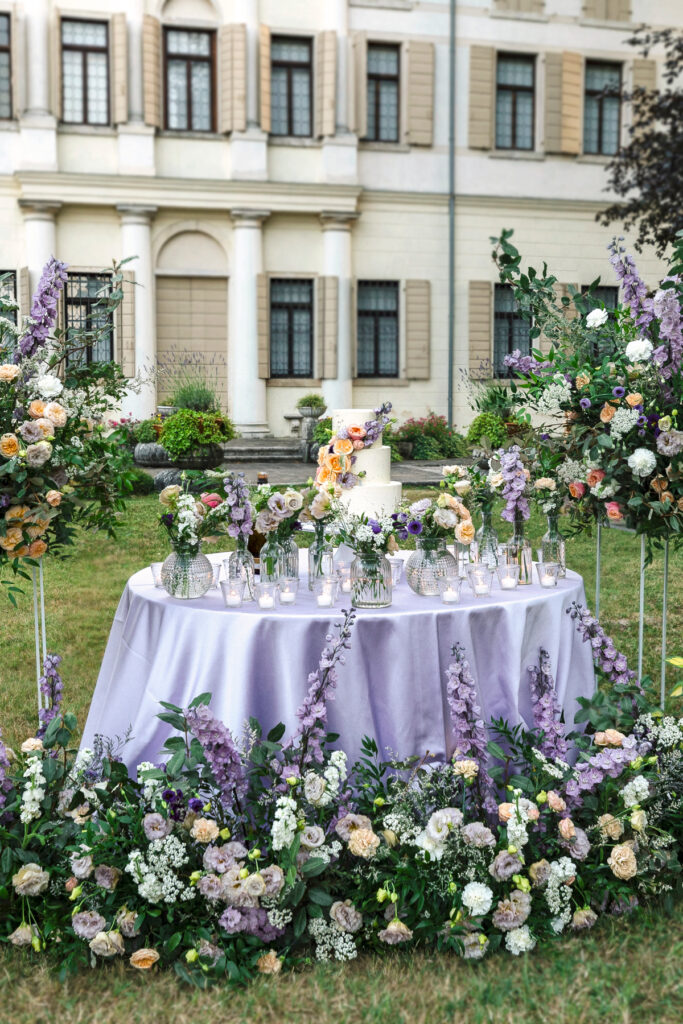 Luxury destination weddings in Italy. Your go to wedding planner for getting married in Italy.